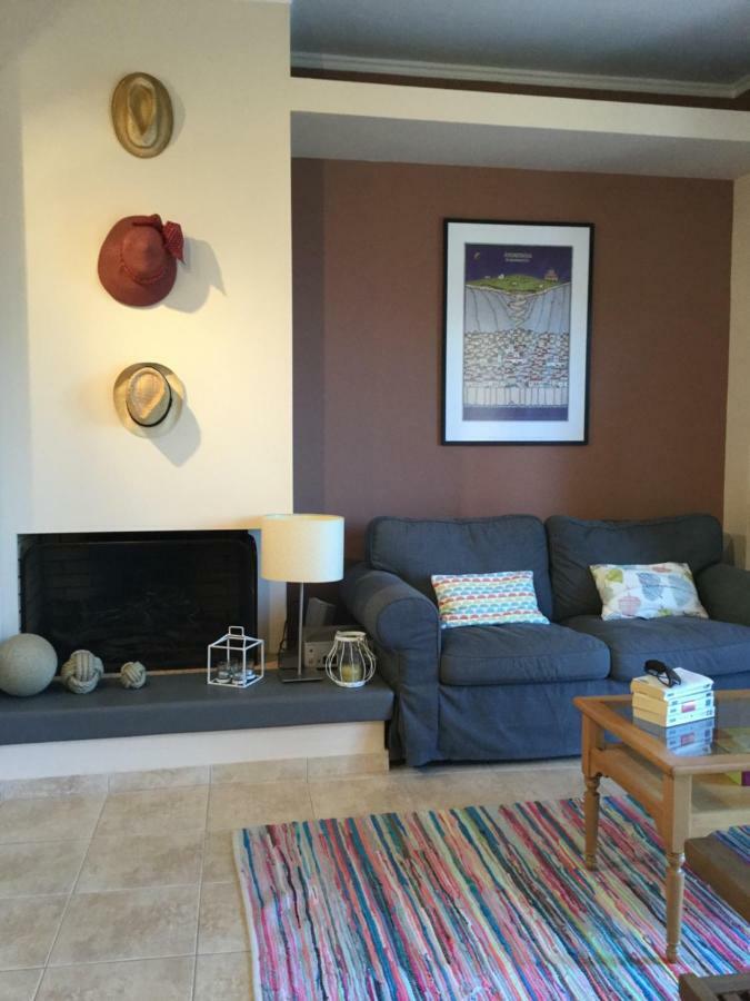 Seafront Apartment Ιι In Kiveri, Near Nafplion. Luaran gambar