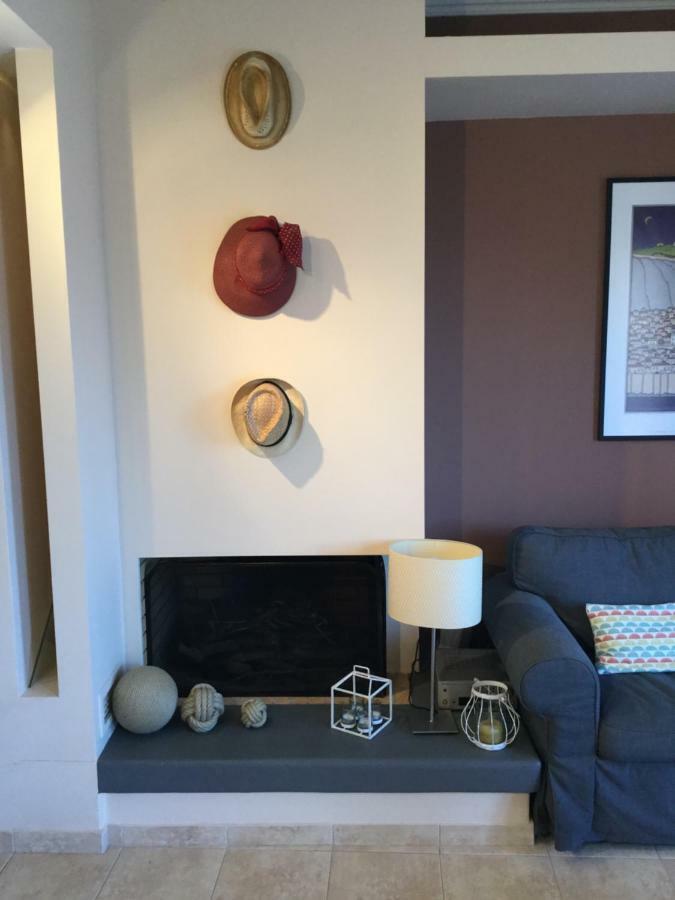 Seafront Apartment Ιι In Kiveri, Near Nafplion. Luaran gambar