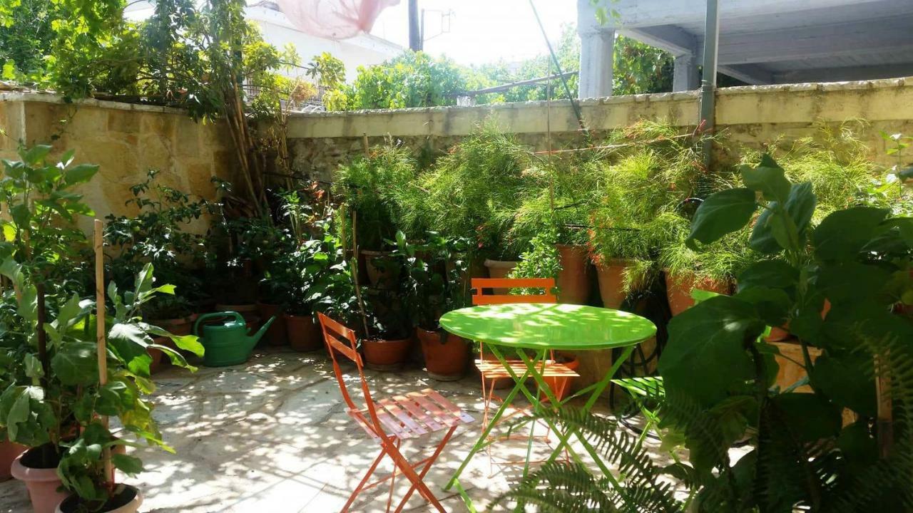 Seafront Apartment Ιι In Kiveri, Near Nafplion. Luaran gambar