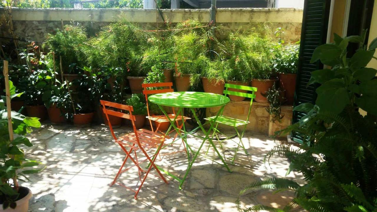 Seafront Apartment Ιι In Kiveri, Near Nafplion. Luaran gambar