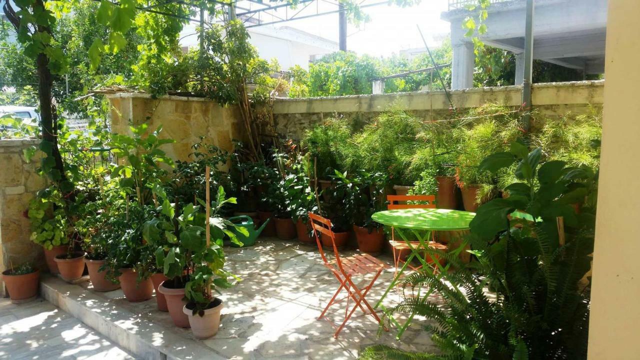 Seafront Apartment Ιι In Kiveri, Near Nafplion. Luaran gambar